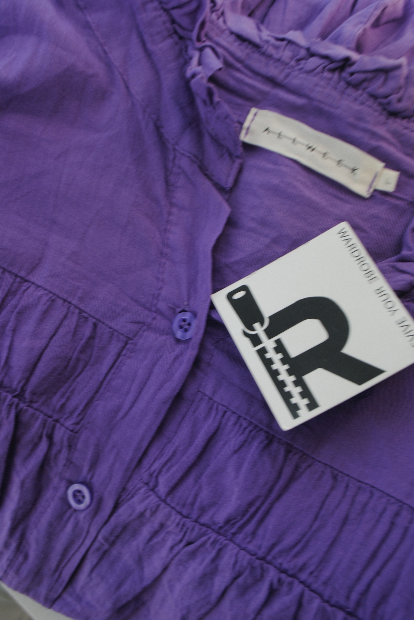/storage/v1/object/public/product-images/products/0cca0ccc-abbb-478f-b757-7ec3561202bd/temp.jpg